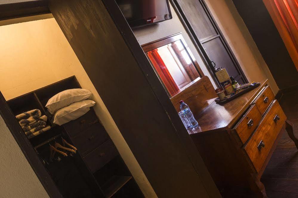 Hotel Modelo كويتزالتنانغو المظهر الخارجي الصورة